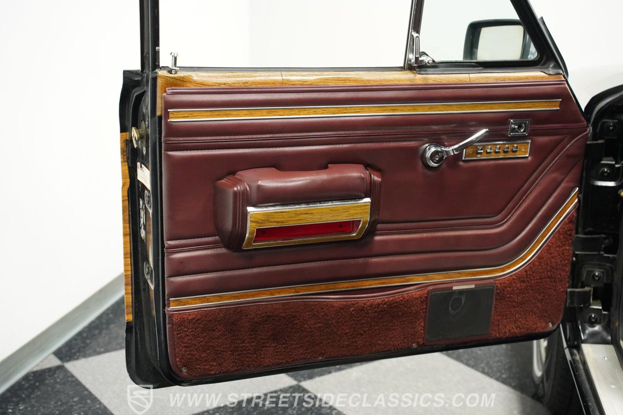 1988 Jeep Grand Wagoneer