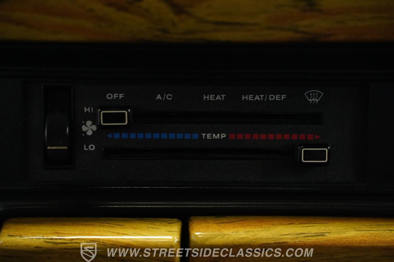 1988 Jeep Grand Wagoneer