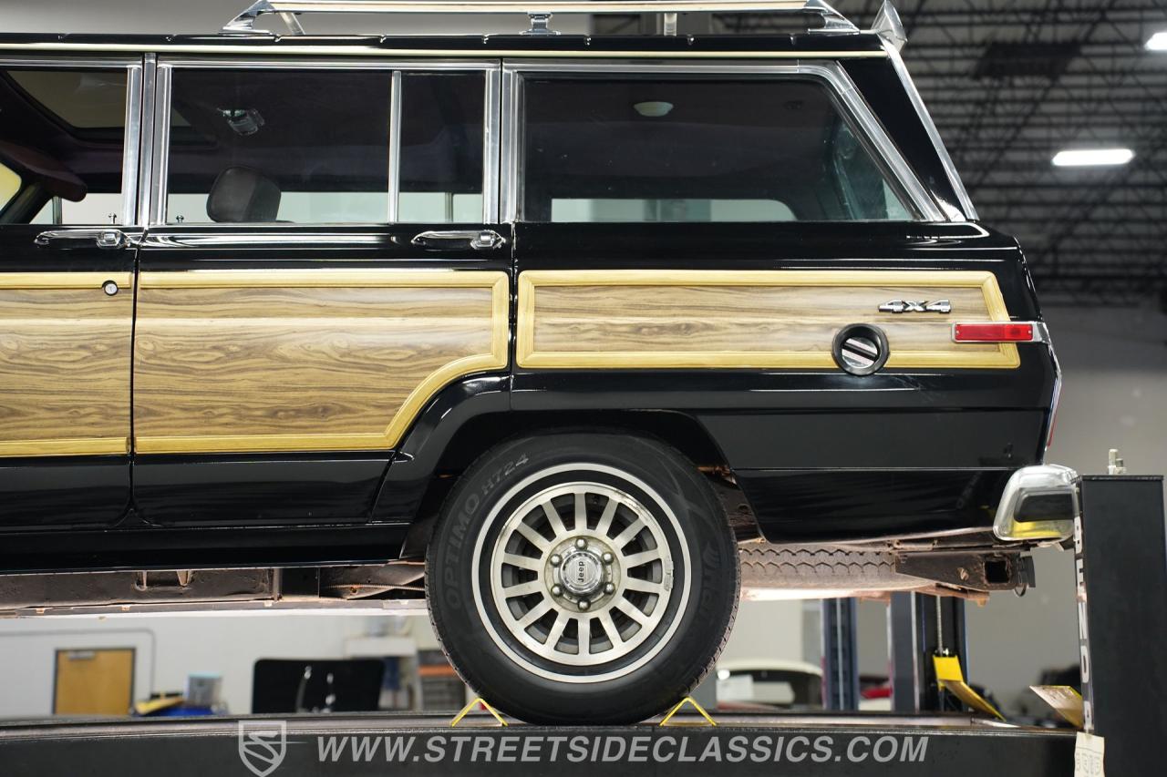 1988 Jeep Grand Wagoneer