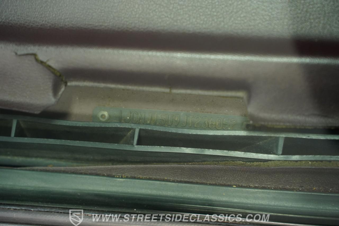 1988 Jeep Grand Wagoneer