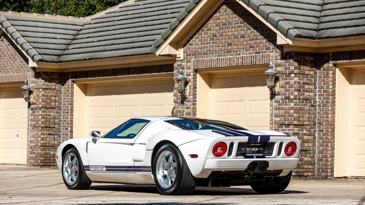 2005 Ford GT