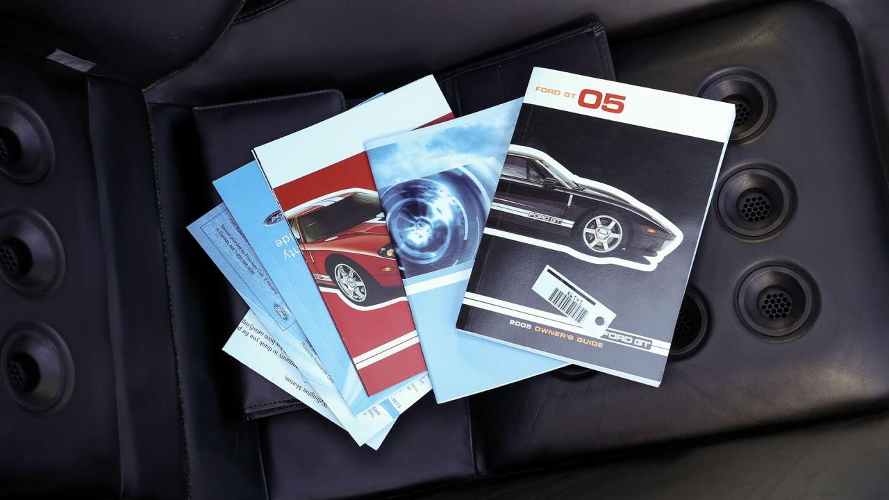 2005 Ford GT