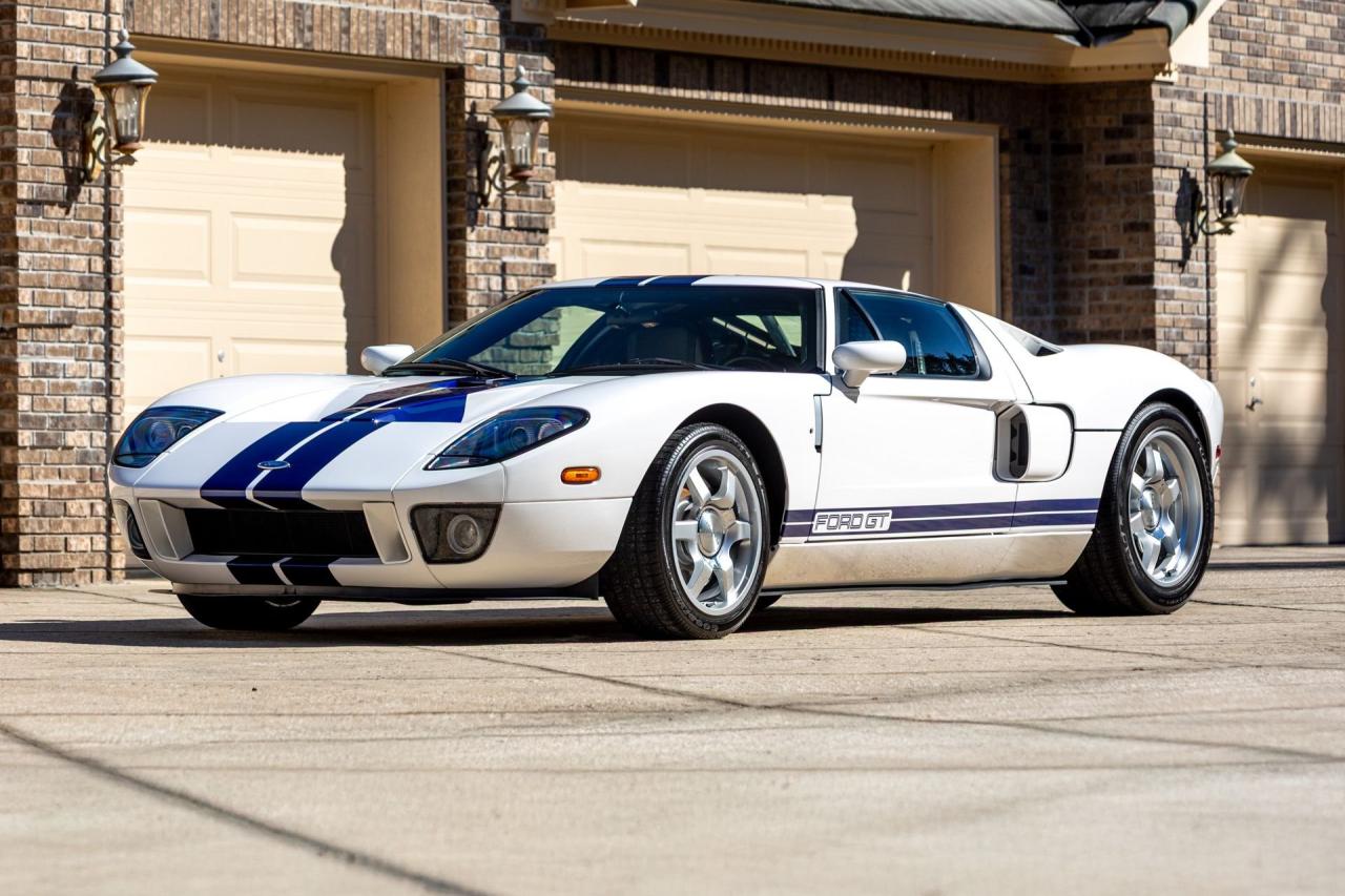 2005 Ford GT