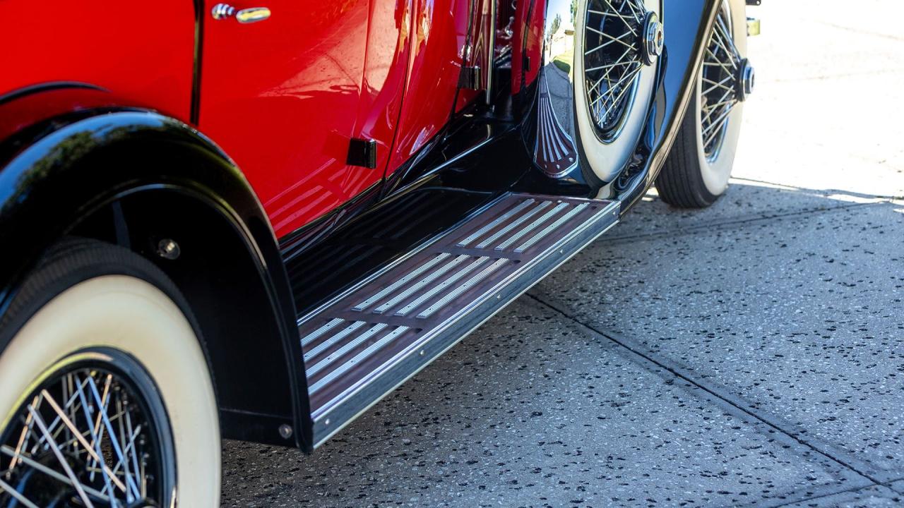 1929 Stearns-Knight J8-90 Seven-Passenger Touring