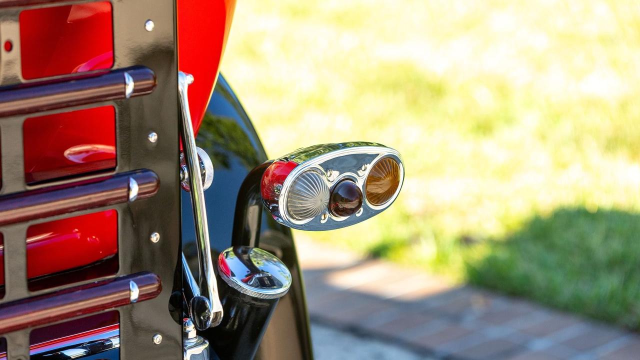 1929 Stearns-Knight J8-90 Seven-Passenger Touring