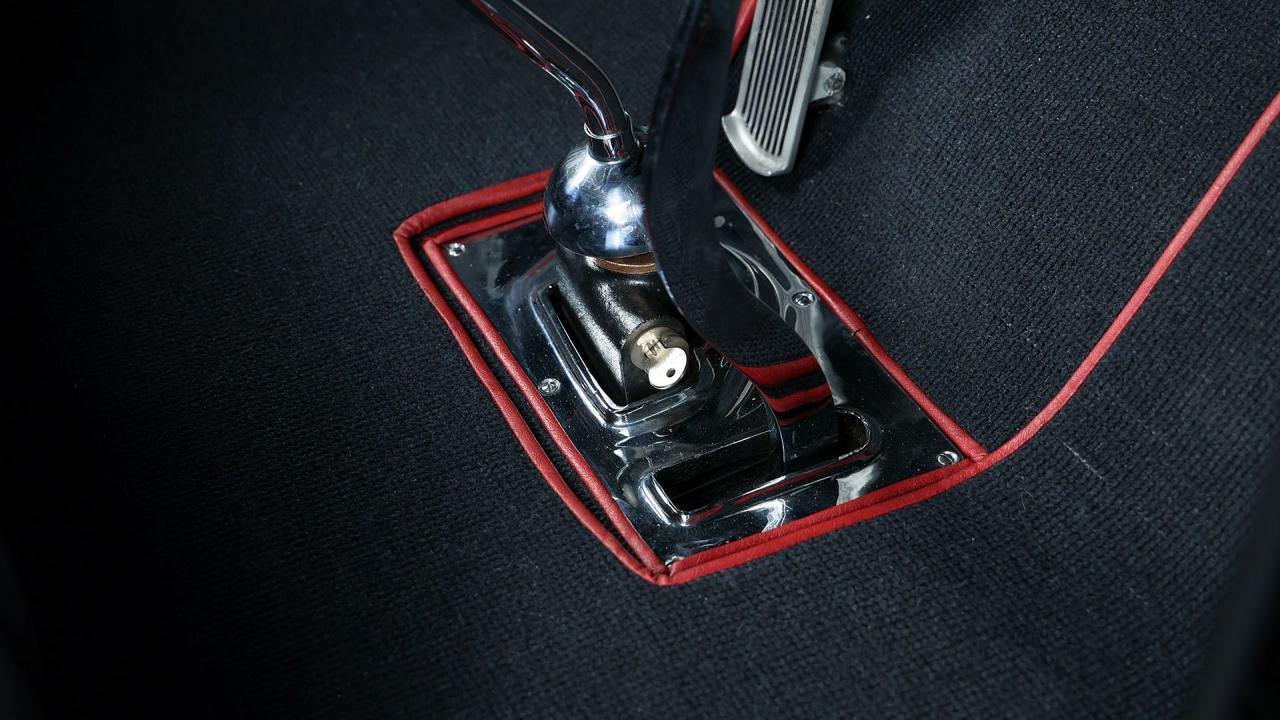 1929 Stearns-Knight J8-90 Seven-Passenger Touring