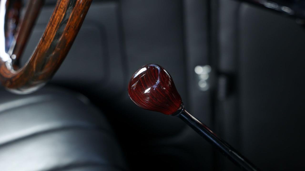 1929 Stearns-Knight J8-90 Seven-Passenger Touring