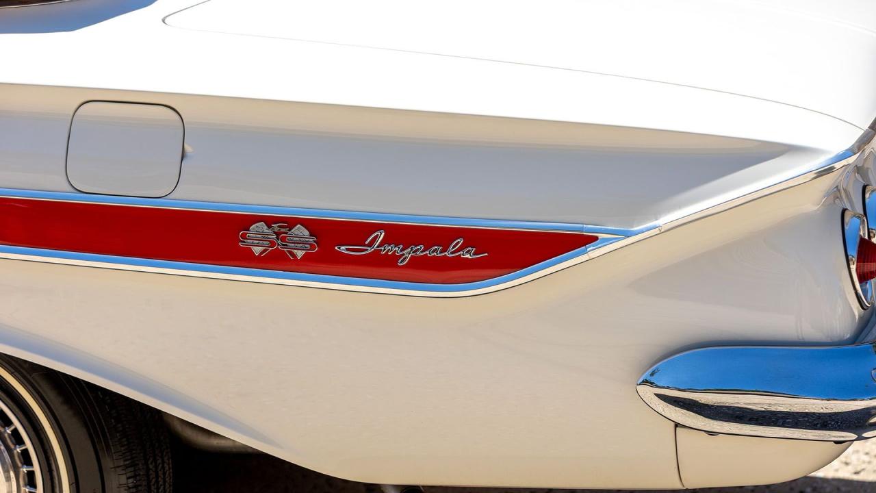 1961 Chevrolet Impala SS Convertible