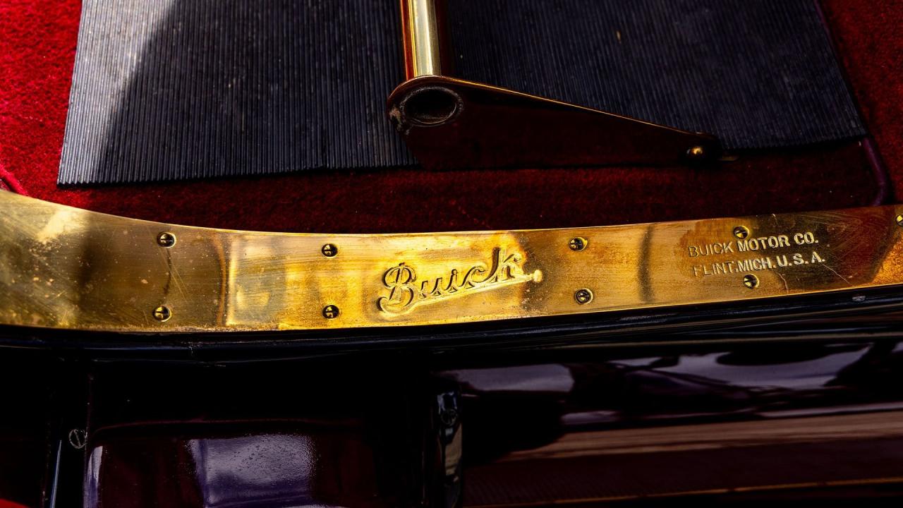 1910 Buick Model 17 Touring