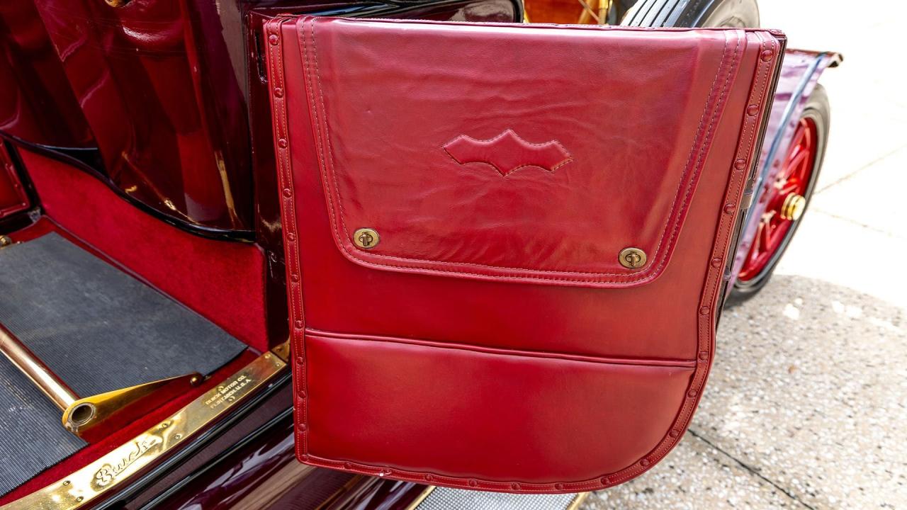 1910 Buick Model 17 Touring