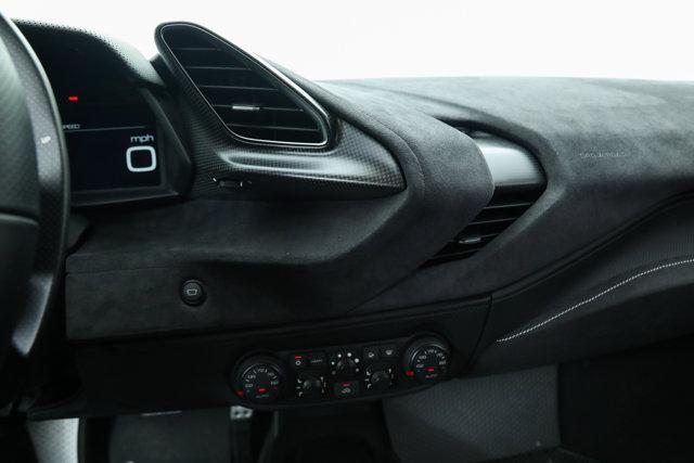 2019 Ferrari 488 PISTA