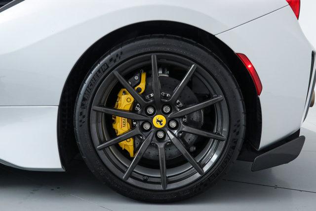 2019 Ferrari 488 PISTA