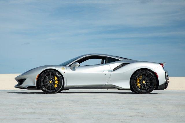 2019 Ferrari 488 PISTA
