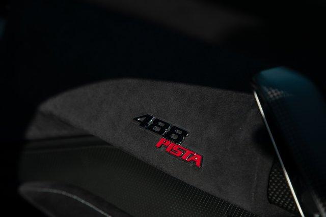 2019 Ferrari 488 PISTA