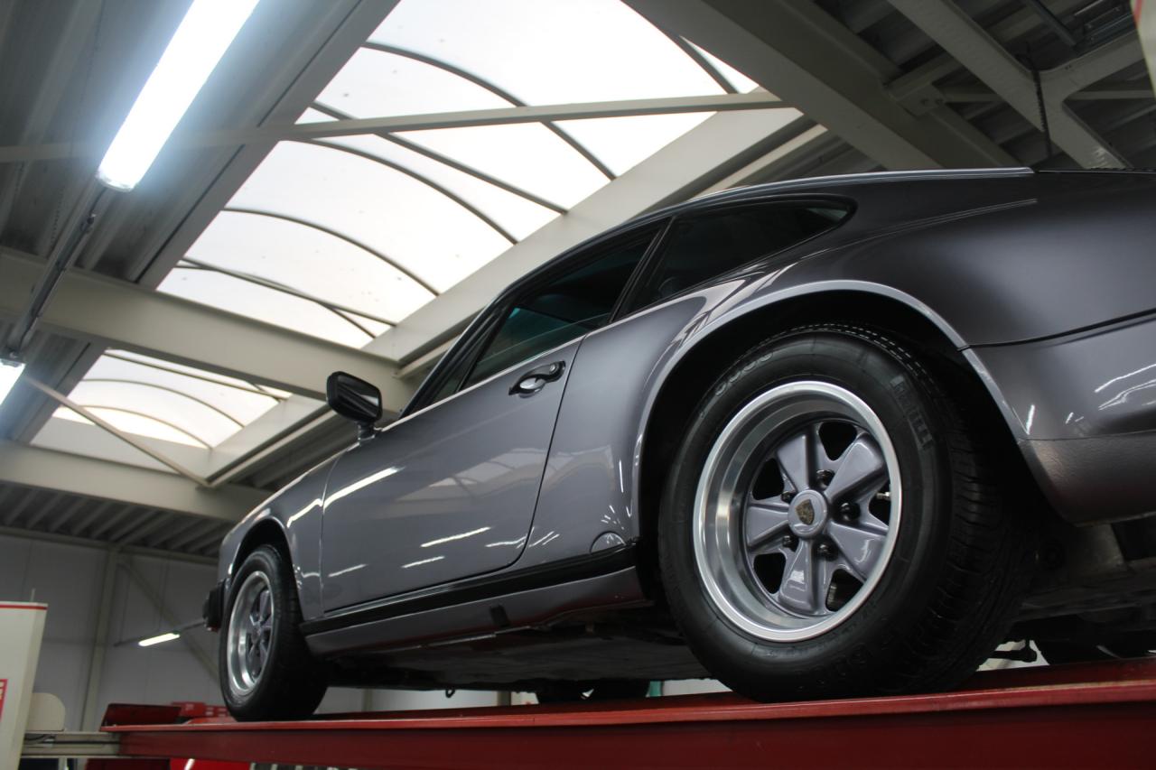 1988 Porsche 911 3.2 &ldquo;Jubil&auml;umsmodell 25 Jahre 911&rdquo;