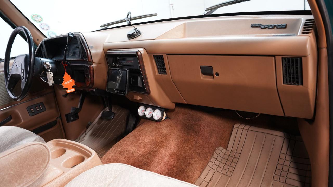 1989 Ford Bronco XLT 4X4