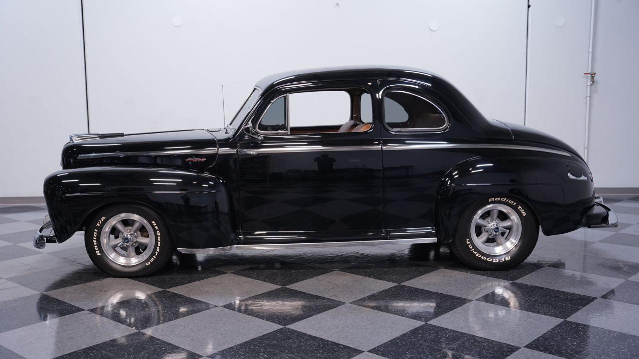 1947 Ford Deluxe Coupe