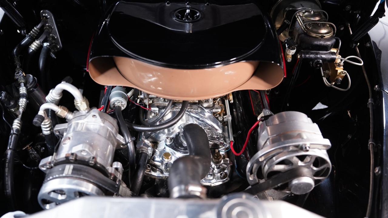 1947 Ford Deluxe Coupe