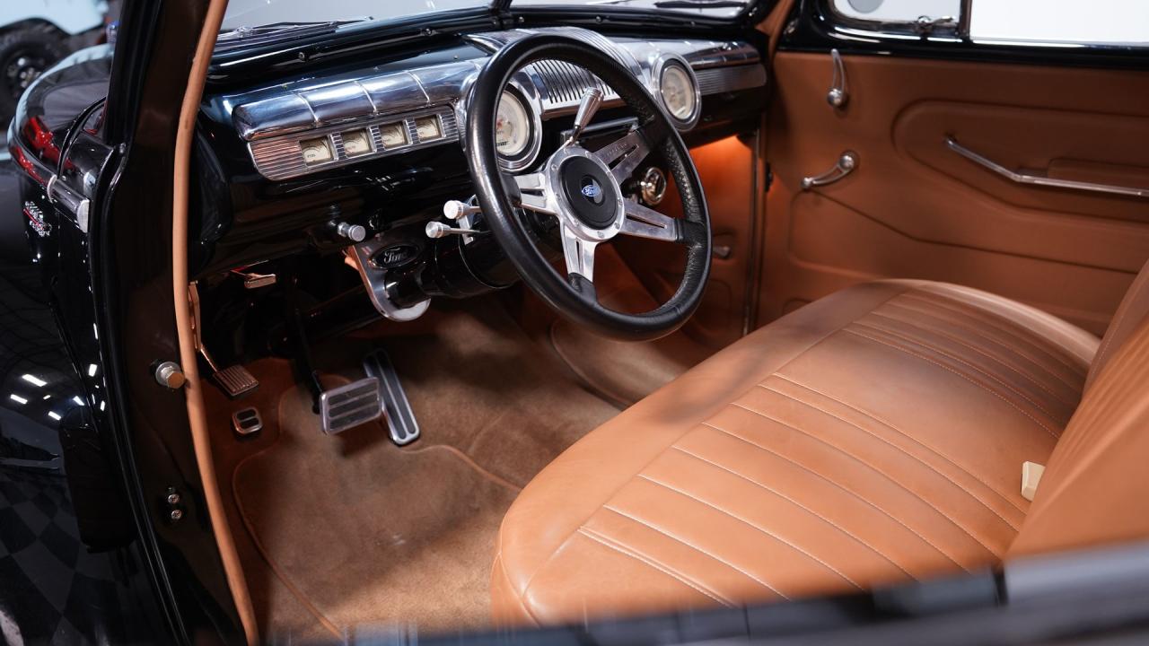 1947 Ford Deluxe Coupe