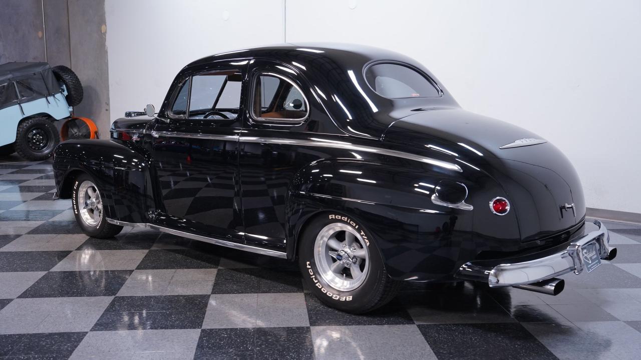 1947 Ford Deluxe Coupe