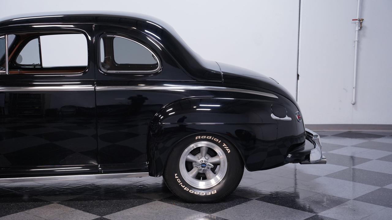 1947 Ford Deluxe Coupe