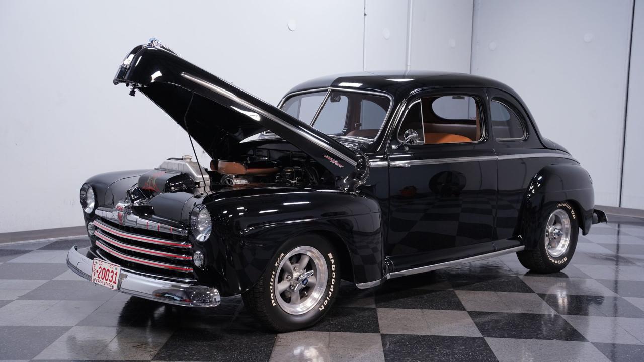 1947 Ford Deluxe Coupe