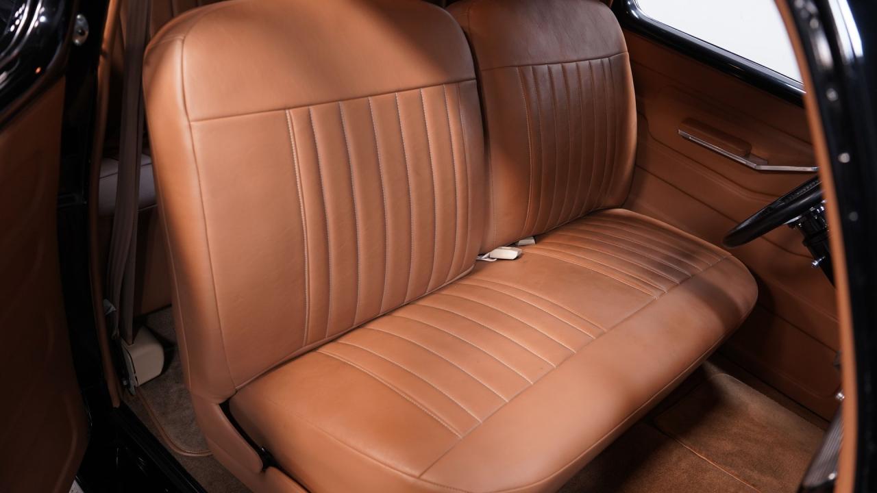 1947 Ford Deluxe Coupe