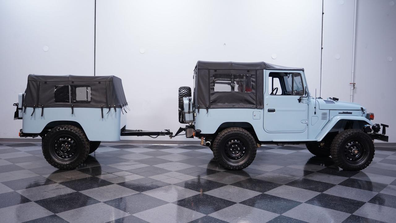 1982 Toyota Land Cruiser FJ40 with Trailer