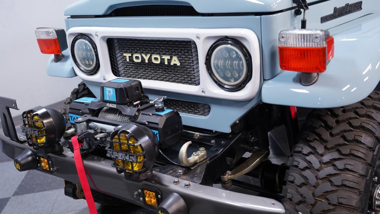 1982 Toyota Land Cruiser FJ40 with Trailer