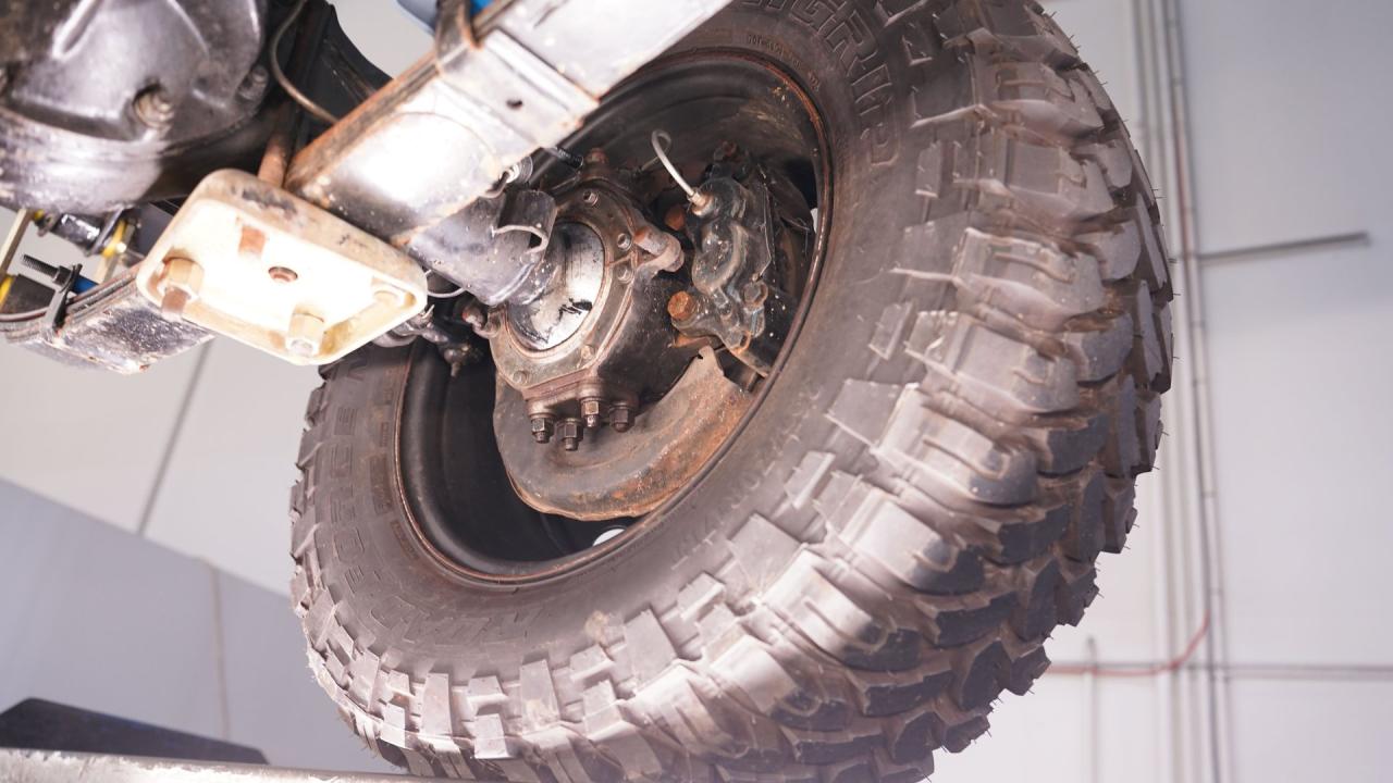 1982 Toyota Land Cruiser FJ40 with Trailer