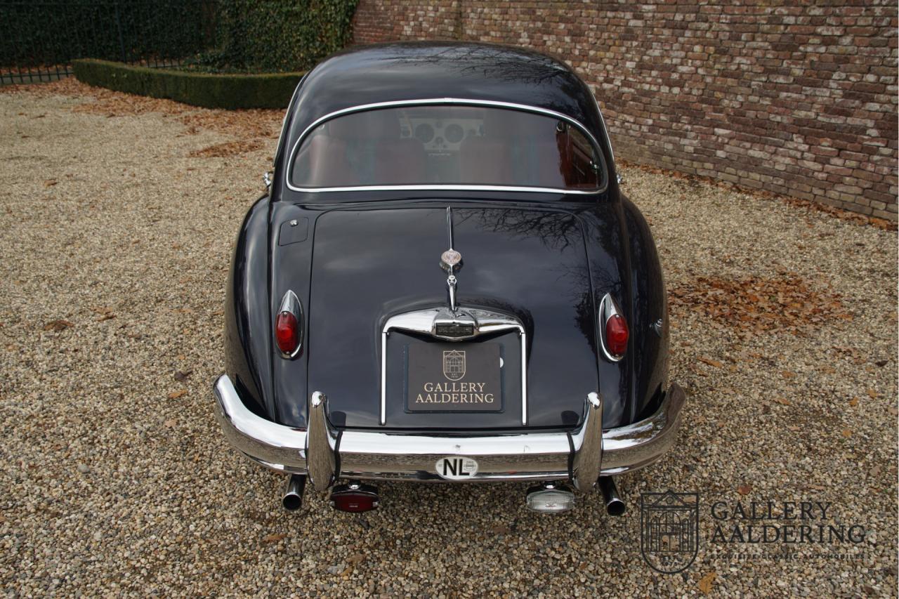 1959 Jaguar XK150 FHC 3.4 SE
