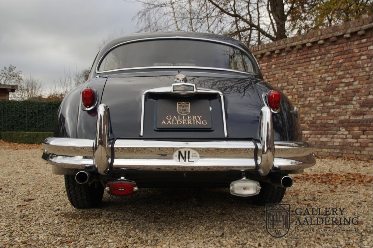 1959 Jaguar XK150 FHC 3.4 SE