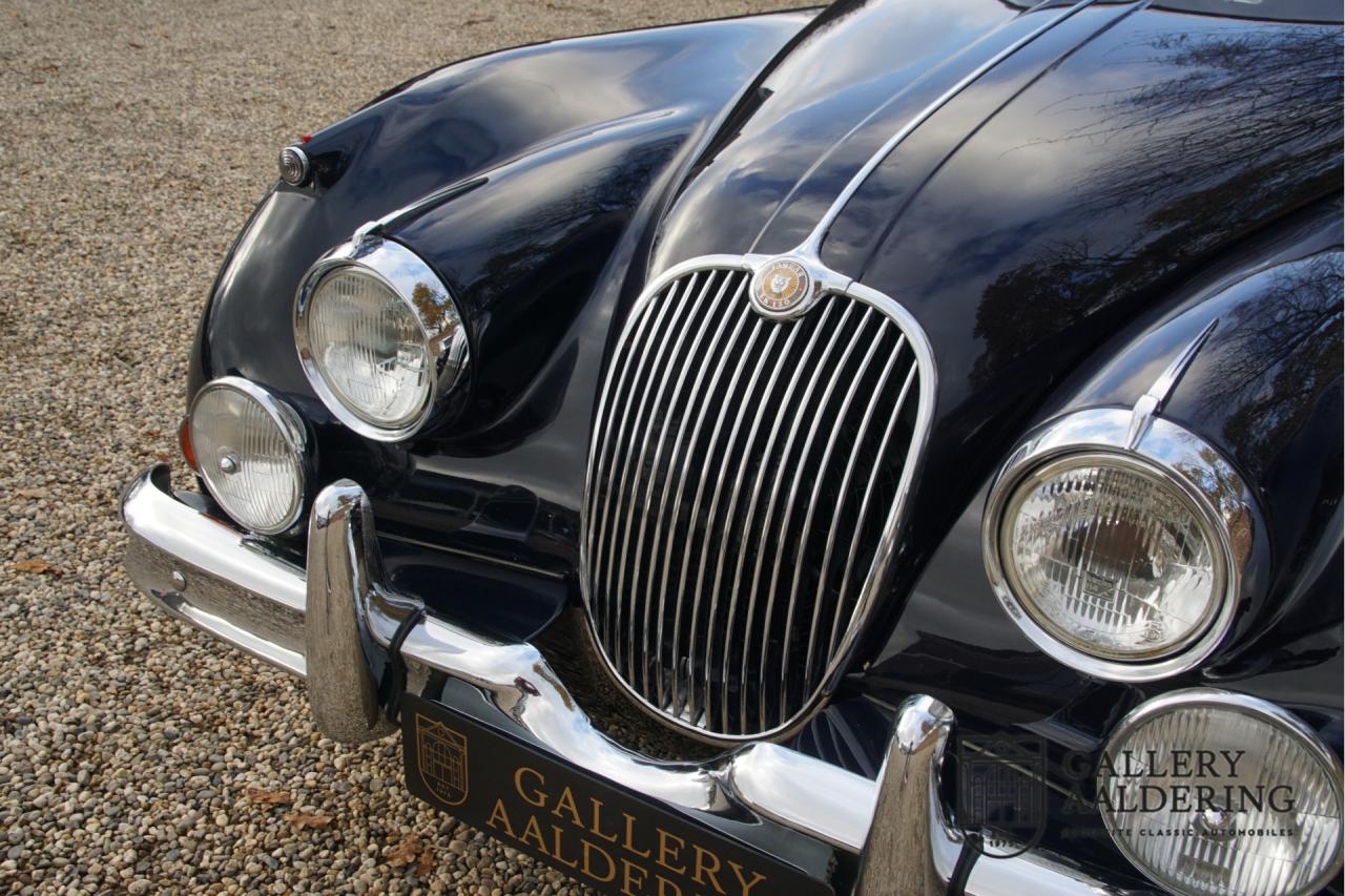 1959 Jaguar XK150 FHC 3.4 SE