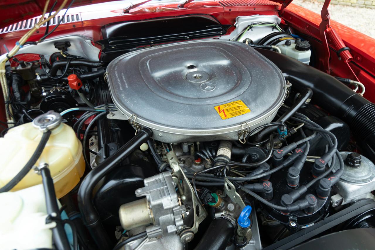 1986 Mercedes - Benz Mercedes Benz 560 SL &ldquo;Becker Grand Prix&rdquo;