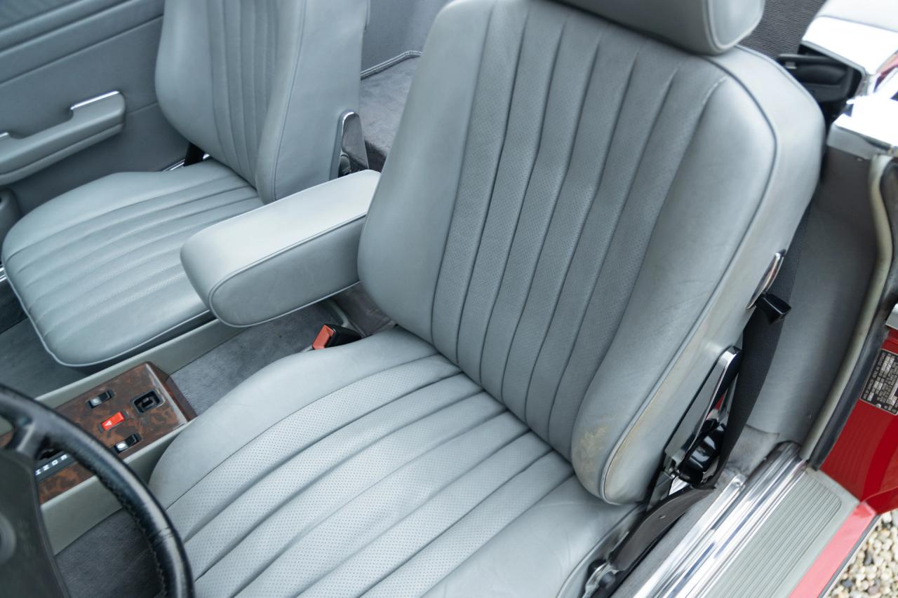 1986 Mercedes - Benz Mercedes Benz 560 SL &ldquo;Becker Grand Prix&rdquo;