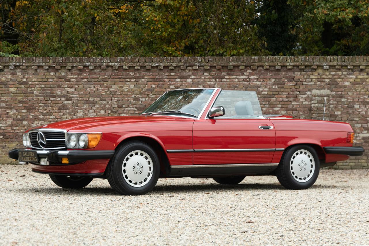 1986 Mercedes - Benz Mercedes Benz 560 SL &ldquo;Becker Grand Prix&rdquo;