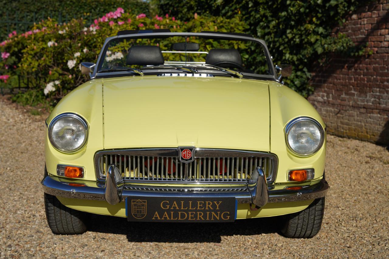 1977 MG B Roadster Overdrive
