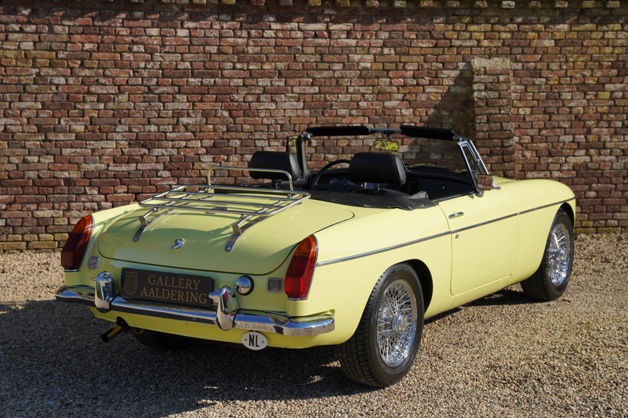 1977 MG B Roadster Overdrive