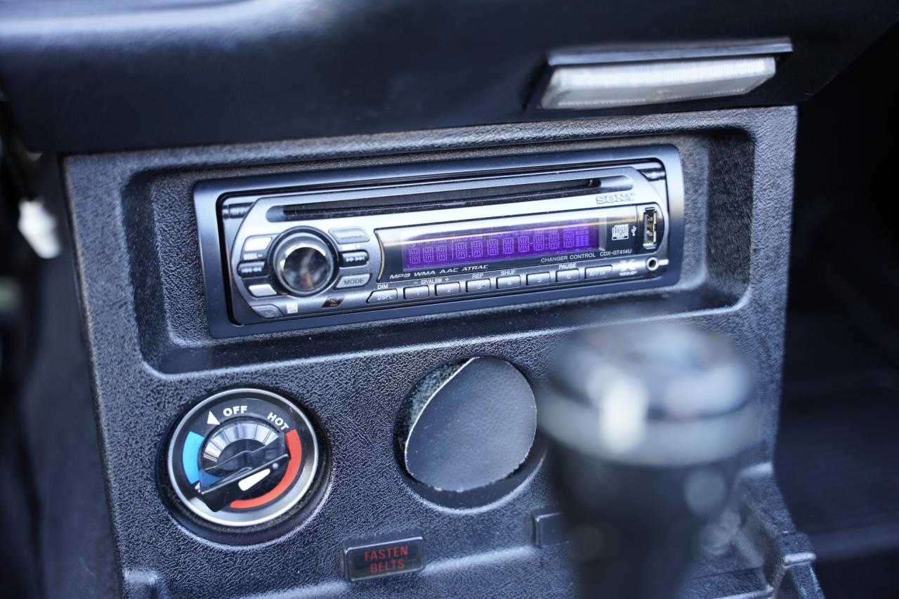 1977 MG B Roadster Overdrive