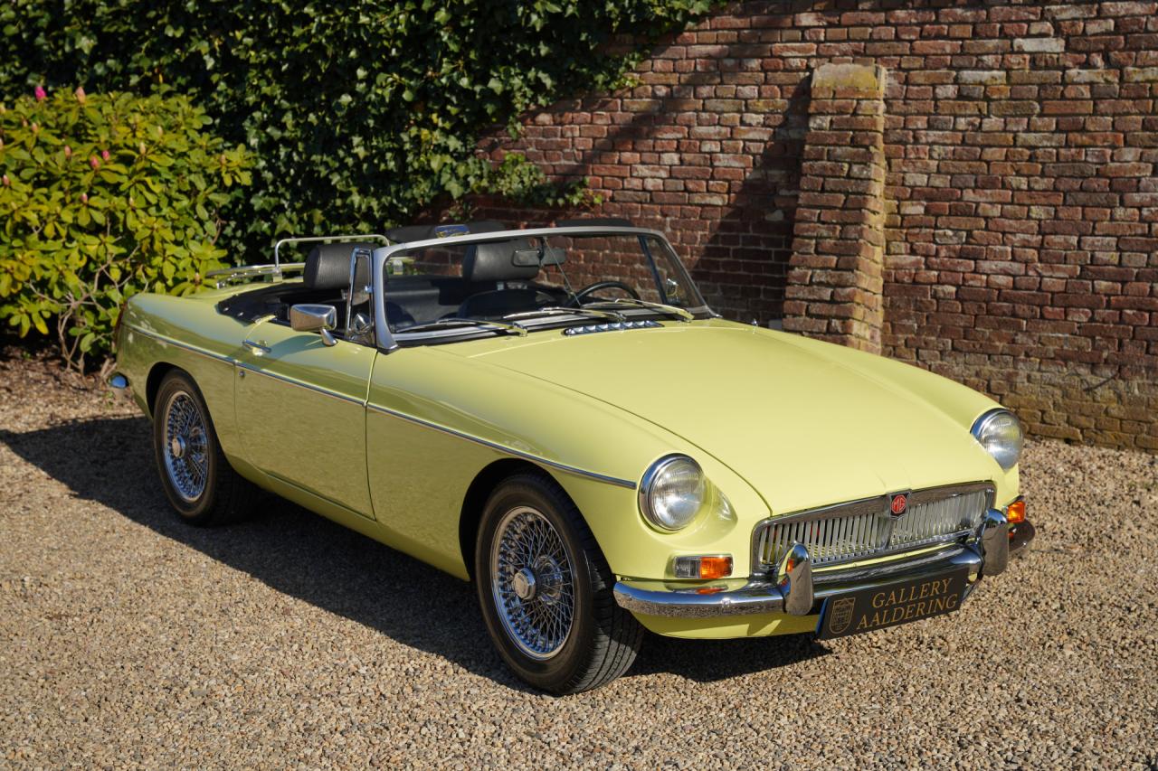 1977 MG B Roadster Overdrive