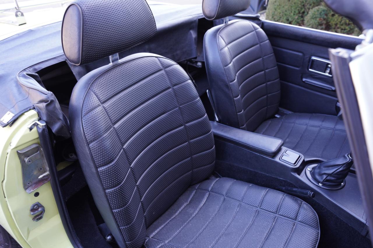 1977 MG B Roadster Overdrive