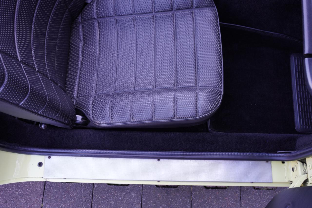 1977 MG B Roadster Overdrive