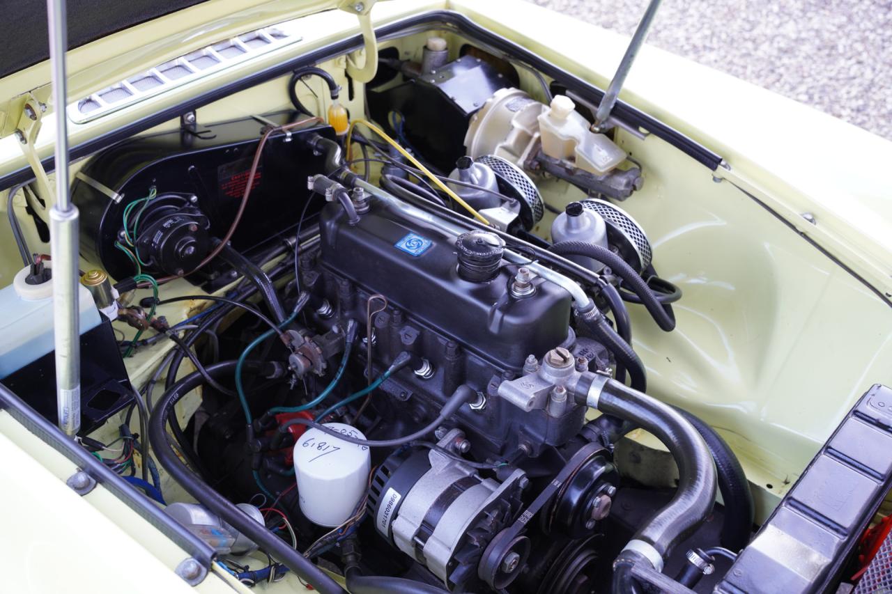 1977 MG B Roadster Overdrive