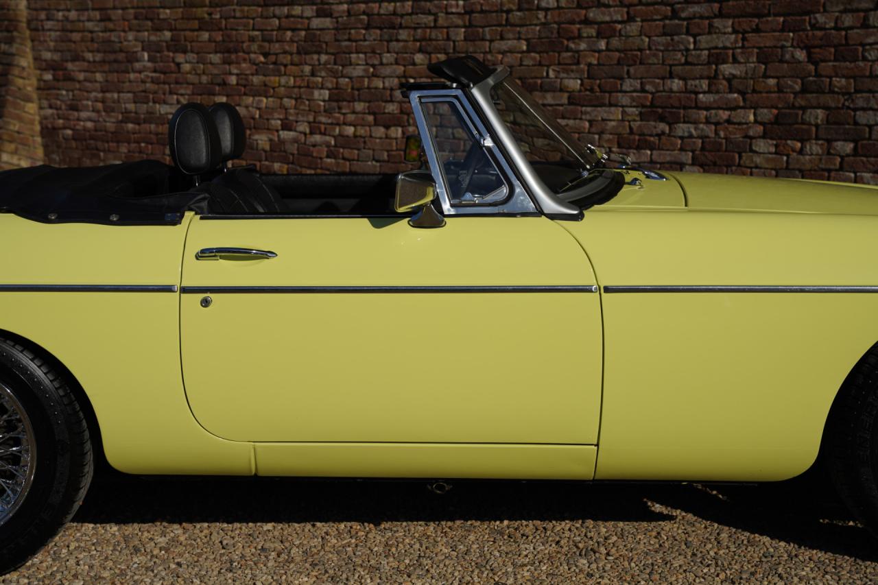 1977 MG B Roadster Overdrive