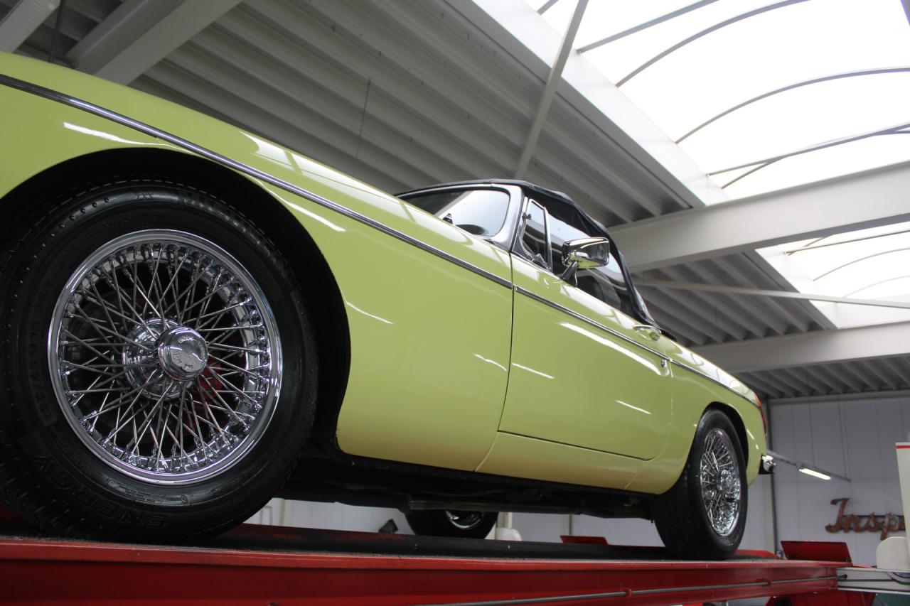 1977 MG B Roadster Overdrive