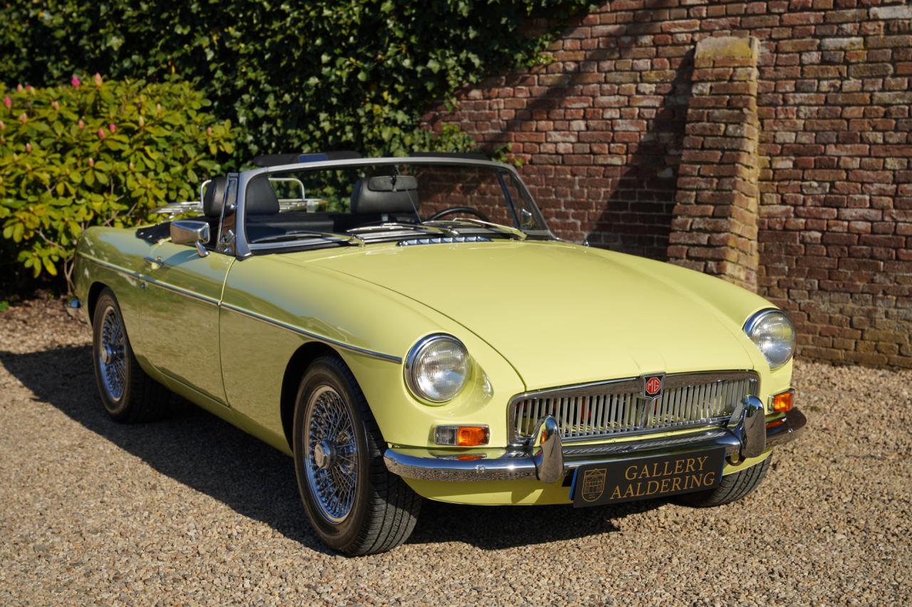 1977 MG B Roadster Overdrive