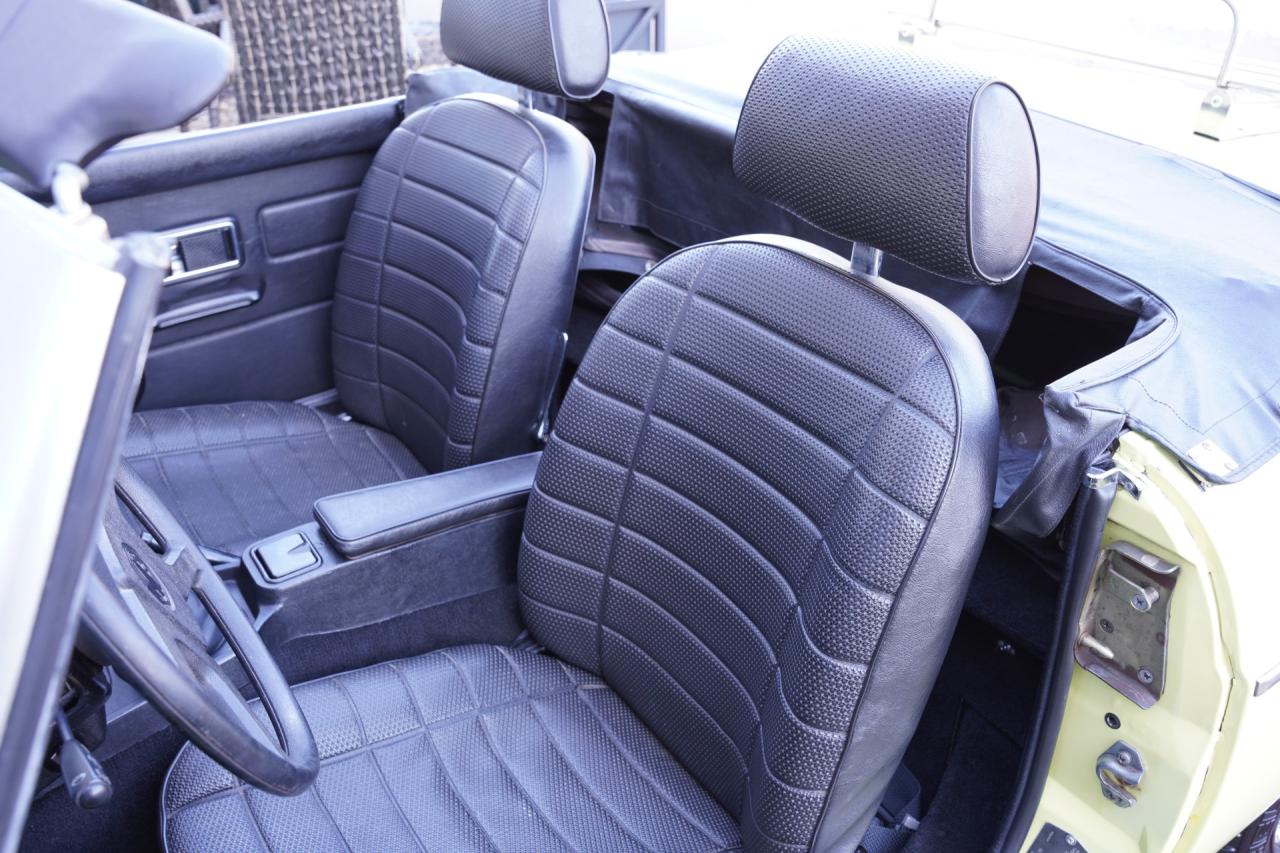 1977 MG B Roadster Overdrive