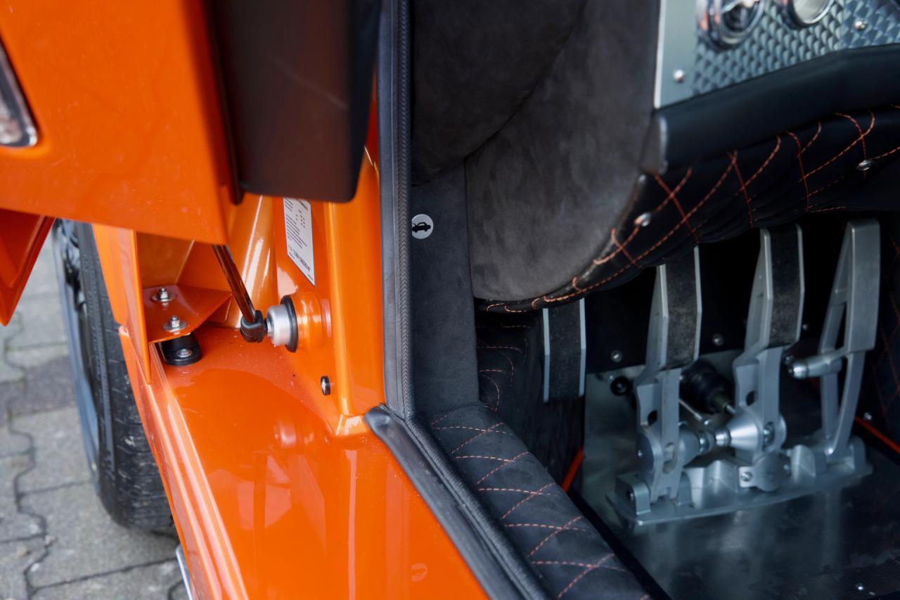 2009 Spyker C8 4.2 Laviolette LM85 &ldquo;№ 01 of 14&rdquo;