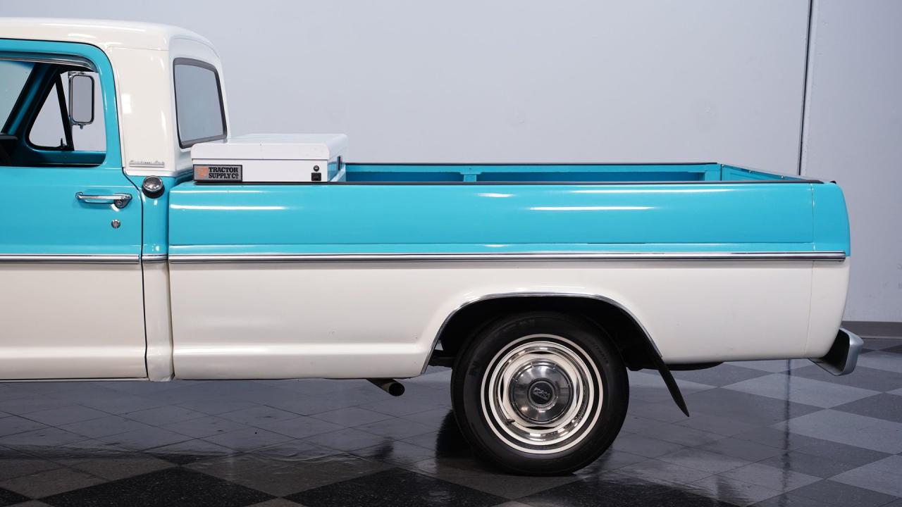 1967 Ford F-100