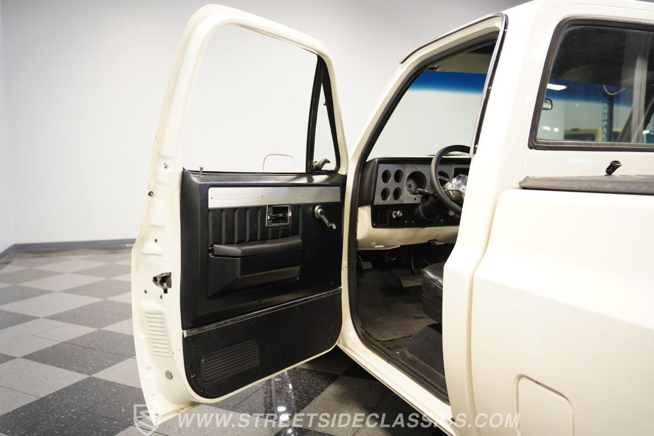 1985 Chevrolet C10 LS 5.3L Restomod